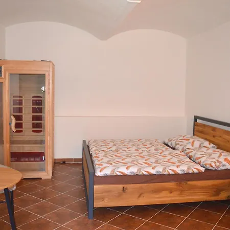 Vincentuv Dvur Paracov