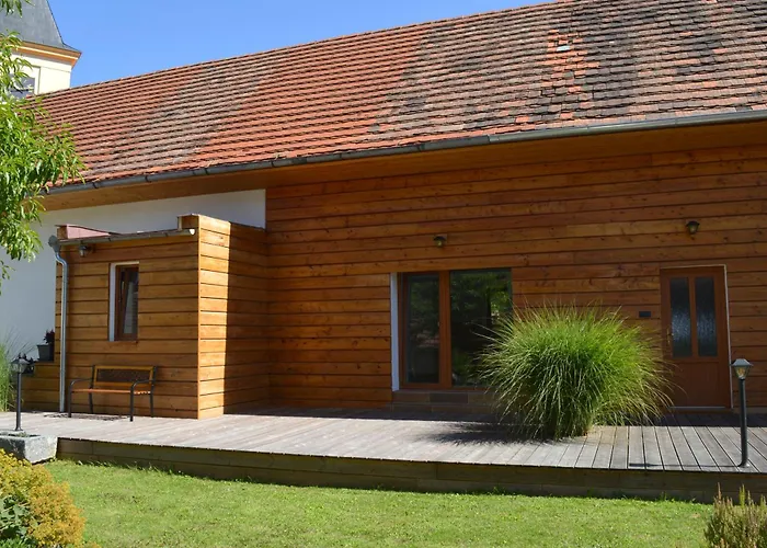 Holiday home Vincentuv Dvur Paracov